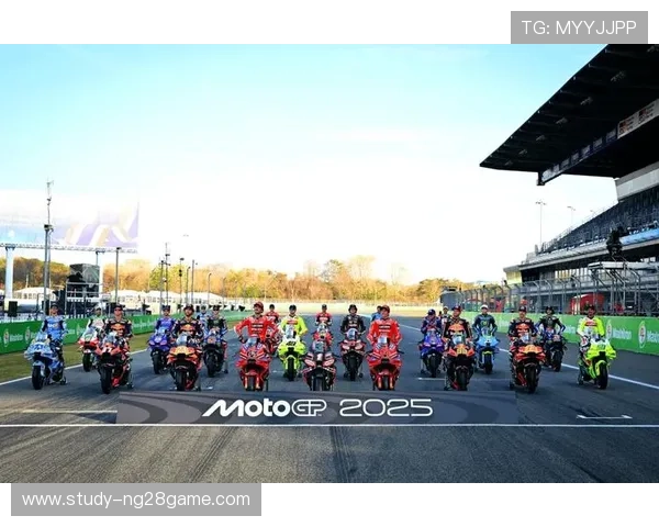 MotoGP赛季倒计时揭幕 各大车队准备迎接激烈竞争